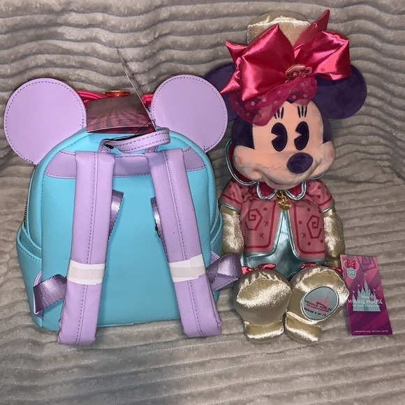 Disney Christmas 2025 Lil Rin Rin Plush Badge Red New